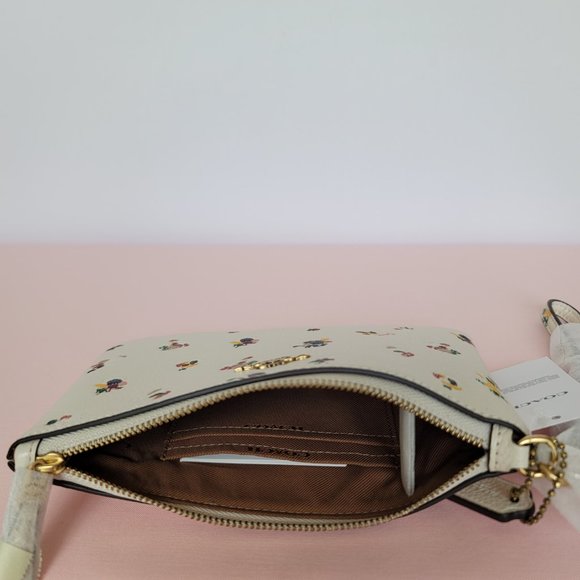 COACH Small Wristlet in Floral Print Pebbled Leather– Chalk Multi⭐ - Picture 14 of 16